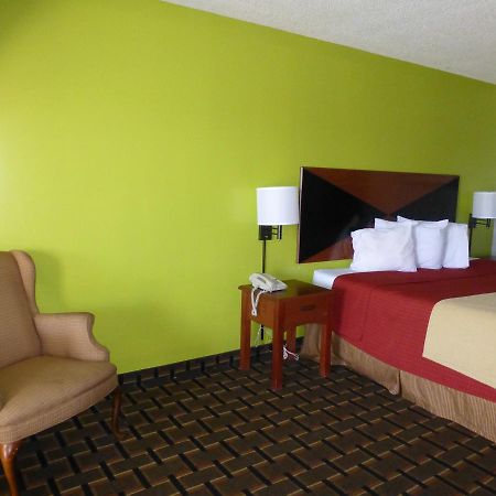 Coach Inn - Summerville Екстер'єр фото