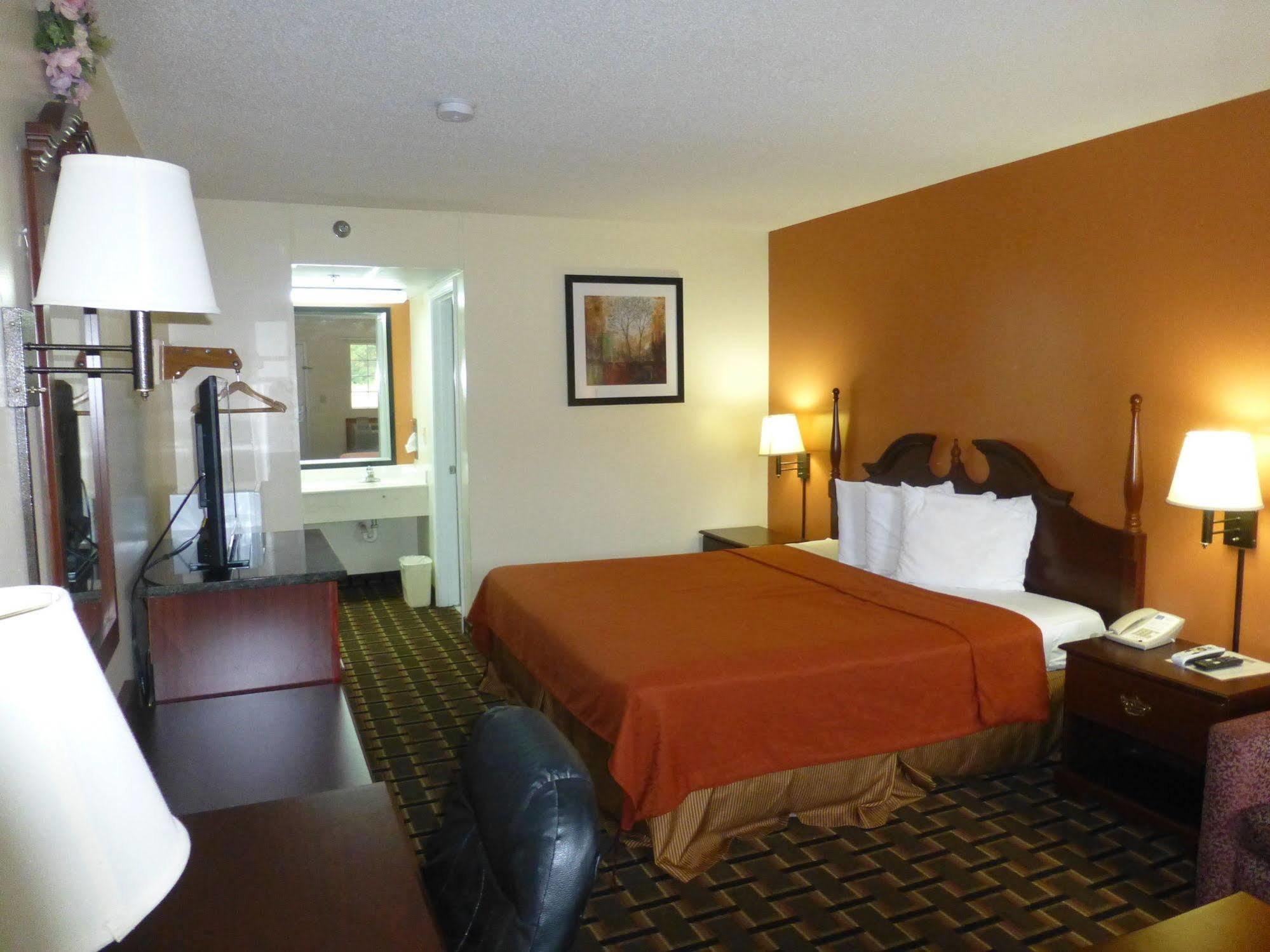 Coach Inn - Summerville Екстер'єр фото